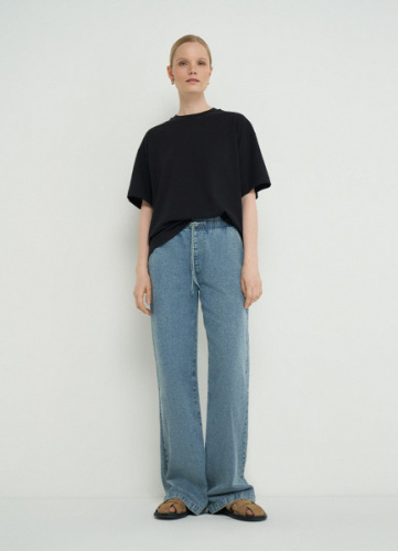 Базовая футболка оверсайз, Черный