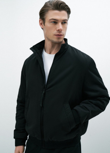 Утеплённый бомбер с воротником-стойкой, Черный