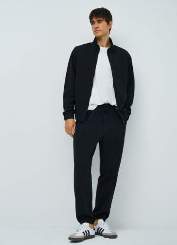 Джоггеры из трикотажа, Черный