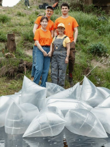 Компания «Таас-Юрях Нефтегазодобыча» выпустила в реки Якутии более 700 тысяч мальков пеляди /   Мирнинский Республика Саха (Якутия)