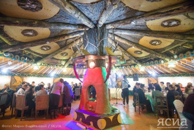 Валерия Атласова: сфера услуг Якутии возвращается к допандемийному уровню /    Республика Саха (Якутия)