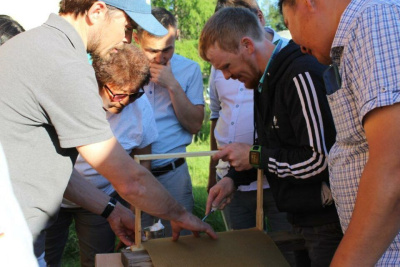 Пчеловоды Удмуртии оказывают экспертную поддержку якутскому центру по производству меда /    Республика Саха (Якутия)