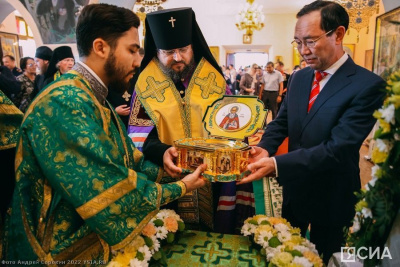 В Якутск привезли мощи одного из самых почитаемых святых /    Республика Саха (Якутия)
