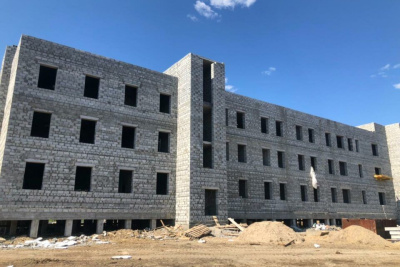 В пяти районах Якутии ведётся строительство медучреждений по нацпроекту "Здравоохранение" /    Республика Саха (Якутия)