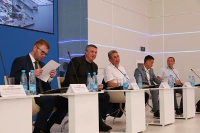 В Якутске состоялась встреча Минвостокразвития России с бизнес-сообществом республики /  Якутск Якутск Республика Саха (Якутия)