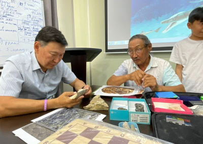 Руководитель экспедиции «Эллэйада» встретился с коллективом Целевого фонда будущих поколений /    