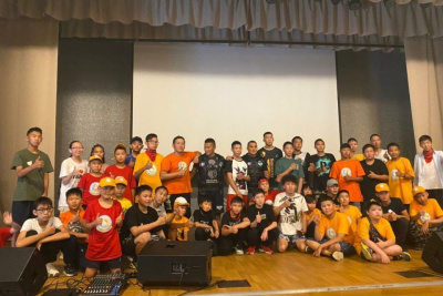 В центре "Сосновый бор" детям рассказали о визите бойца ММА Федора Емельяненко /    