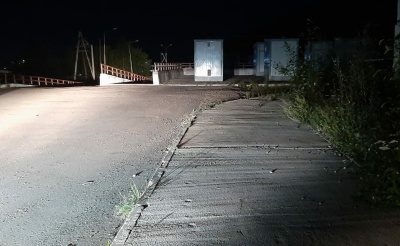 В Алдане погиб мотоциклист, врезавшись в бетонное ограждение /    