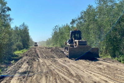 В Таттинском районе Якутии продолжается ремонт трех участков дорог /   Таттинский Республика Саха (Якутия)