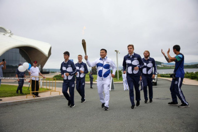 Во Владивостоке завершился финальный этап эстафеты огня игр «Дети Азии» /  Владивосток Город Владивосток Приморский край