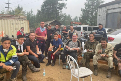 Национальные общины доставили продукты в село Арылах /    