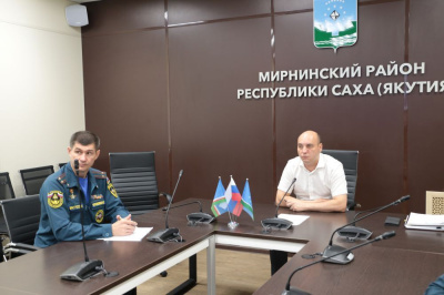 Ситуация по лесным пожарам на утро 1 августа /   Мирнинский 