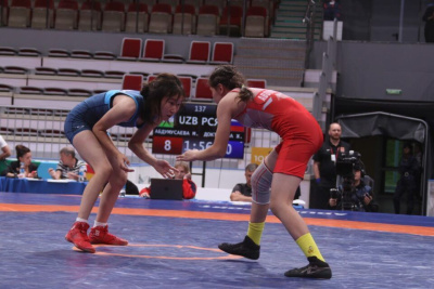 Якутянки принесли первые две медали в спортивной борьбе на играх «Дети Азии» /  Владивосток Город Владивосток Республика Саха (Якутия)