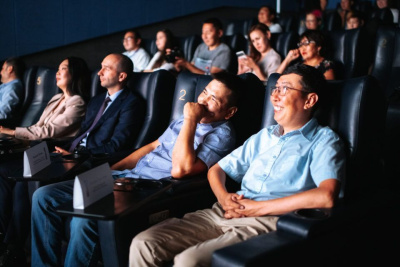 Фильм о роли спутникового интернета в жизни электрика из Момского улуса презентовали в Якутии /   Момский Республика Саха (Якутия)