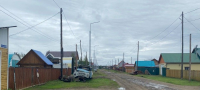 В Сунтарском районе устанавливают новые опоры уличного освещения /   Сунтарский Республика Саха (Якутия)