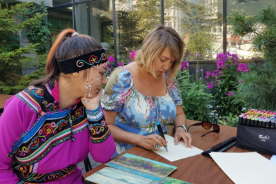 Во Владивостоке отметили День коренных народов мира /  Владивосток Город Владивосток Приморский край