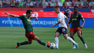 Футболист из Якутии отметился голевой передачей в матче против московского «Локомотива» /    Республика Саха (Якутия)