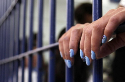 В Якутии девушку за приобретение и хранение наркотиков осудили на 5 лет колонии /    Республика Саха (Якутия)