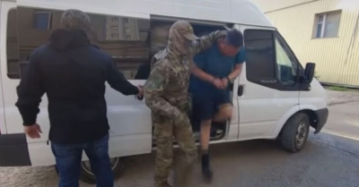 В Якутске ФСБ задержала сторонника украинских бандформирований за пропаганду терроризма /  Якутск Якутск Республика Саха (Якутия)