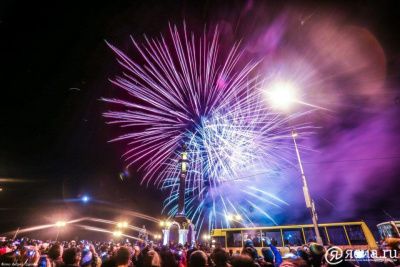 Праздничный салют состоится в Якутске в честь юбилея города /  Якутск Якутск Республика Саха (Якутия)