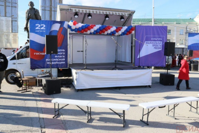 Якутску передали передвижной концертный комплекс в рамках нацпроекта «Культура» /  Якутск Якутск Республика Саха (Якутия)