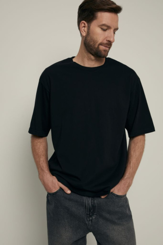 Оверсайз футболка из хлопка