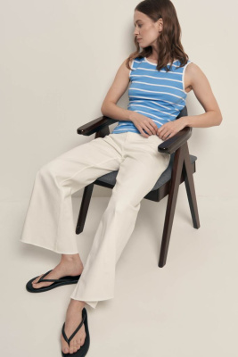 Майка приталенного силуэта в полоску