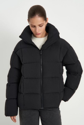 Пуховик с воротником-стойкой и съемным капюшоном