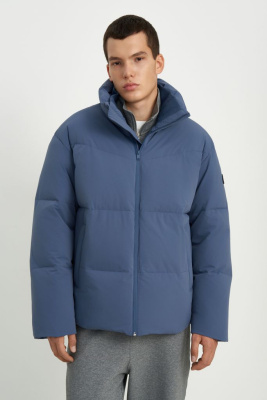 Оверсайз пуховик с воротником-стойкой