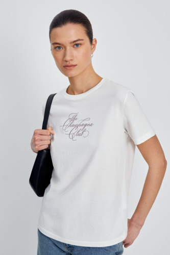 Футболка женская