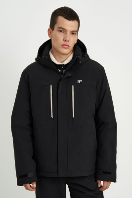 Горнолыжная куртка полуприлегающего силуэта