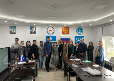 Представители Минтруда Якутии работают в Верхоянском районе /   Верхоянский Республика Саха (Якутия)