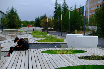 Центральную площадь благоустроили в Удачном /    