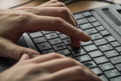 Психолог рассказала, как родителям уберечь ребенка от привлечения к экстремизму /    