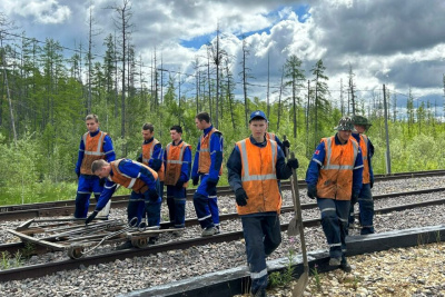 Белорусские студенты проводят трудовой семестр на инфраструктуре ЖДЯ / ЯСИА   