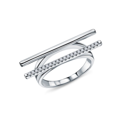 Серебряное кольцо с фианитами