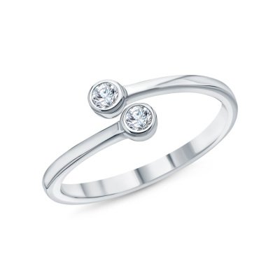 Серебряное кольцо с фианитами