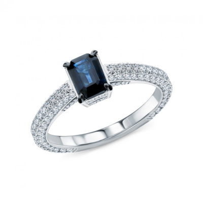 Золотое кольцо с бриллиантами природными и сапфирами природными