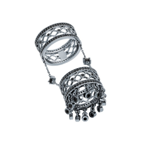 Серебряное кольцо с фианитами