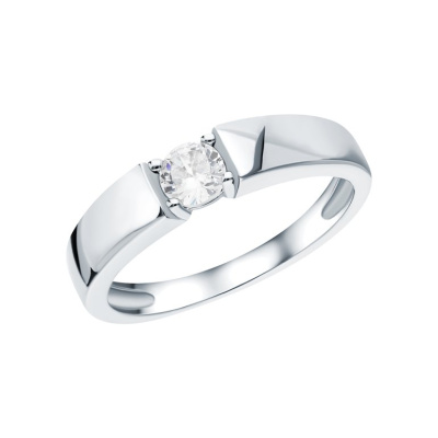 Серебряное кольцо с фианитами