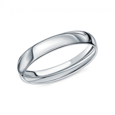 Золотое обручальное кольцо