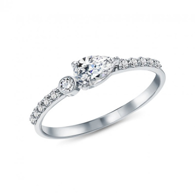 Серебряное кольцо с фианитами