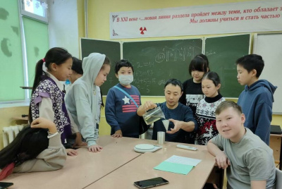 Учитель из Якутии прошёл в полуфинал телешоу «Классная тема» /    Республика Саха (Якутия)