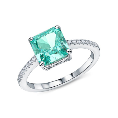 Серебряное кольцо с фианитами