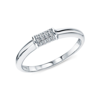 Серебряное кольцо с фианитами