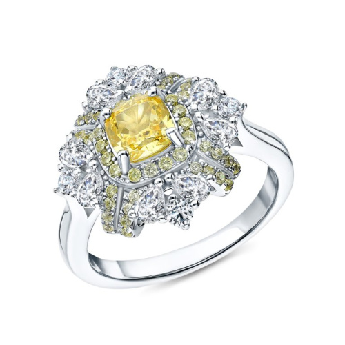 Серебряное кольцо с фианитами