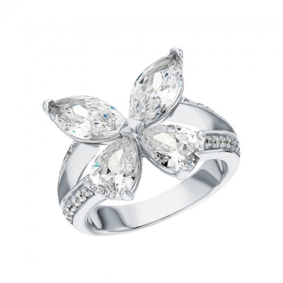 Серебряное кольцо с фианитами