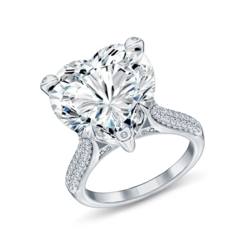 Серебряное кольцо с фианитами