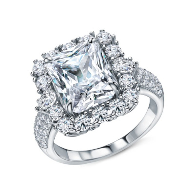 Серебряное кольцо с фианитами