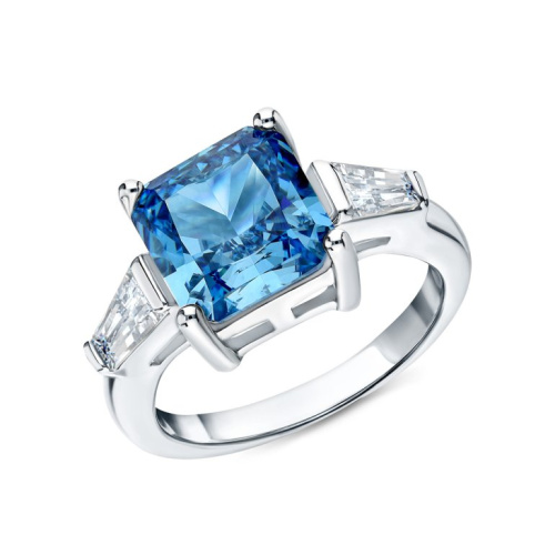 Серебряное кольцо с фианитами